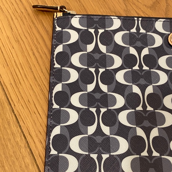 COACH Peyton Pouch in Navy Signature Logo Pattern - Picture 5 of 13
